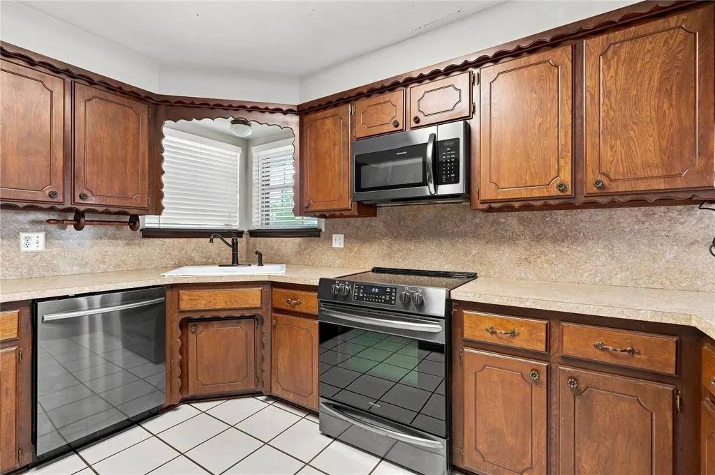 Photo 14 — 5212 Eden Drive, Oklahoma City, OK 73135