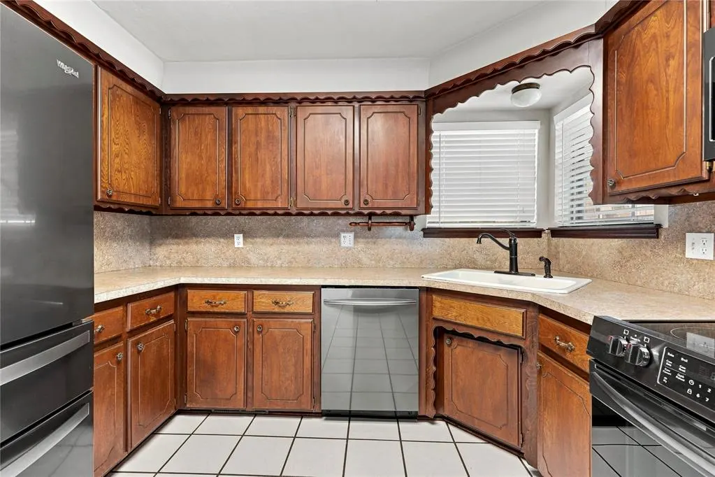 Photo 15 — 5212 Eden Drive, Oklahoma City, OK 73135