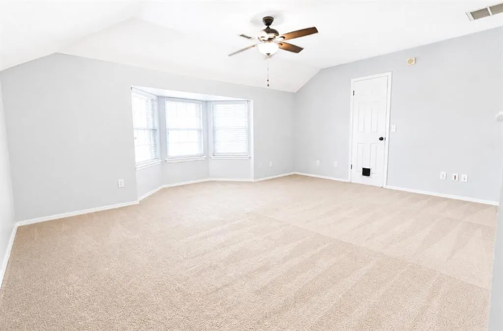 Photo 12 — 1017 Blue Ridge Drive, Edmond, OK 73003