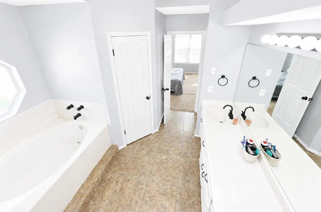 Photo 20 — 1017 Blue Ridge Drive, Edmond, OK 73003