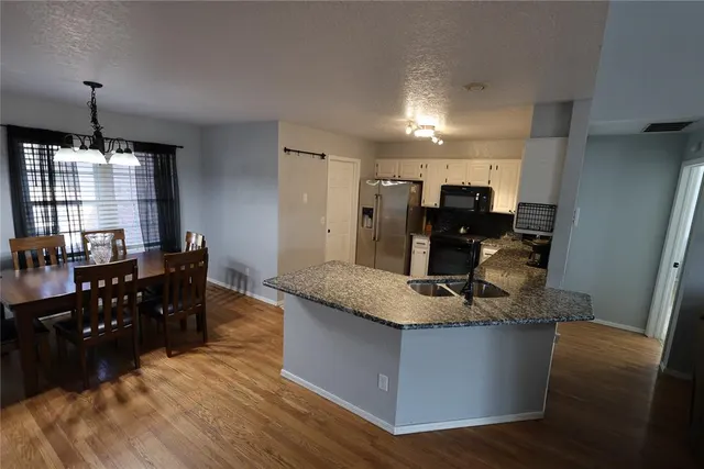 Photo 7 — 1017 Blue Ridge Drive, Edmond, OK 73003