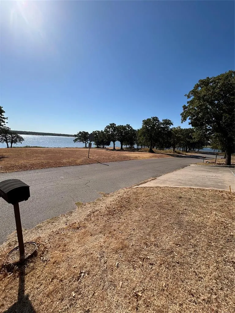 Photo 12 — 7033 N Lake Front Road, Marlow, OK 73055
