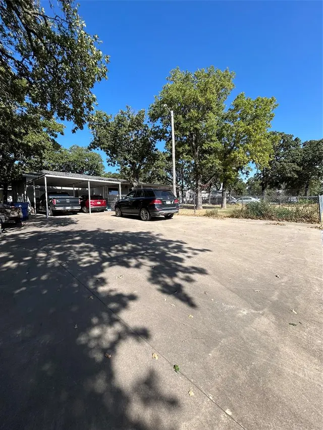 Photo 8 — 7033 N Lake Front Road, Marlow, OK 73055