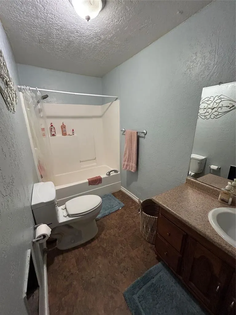 Photo 33 — 7033 N Lake Front Road, Marlow, OK 73055