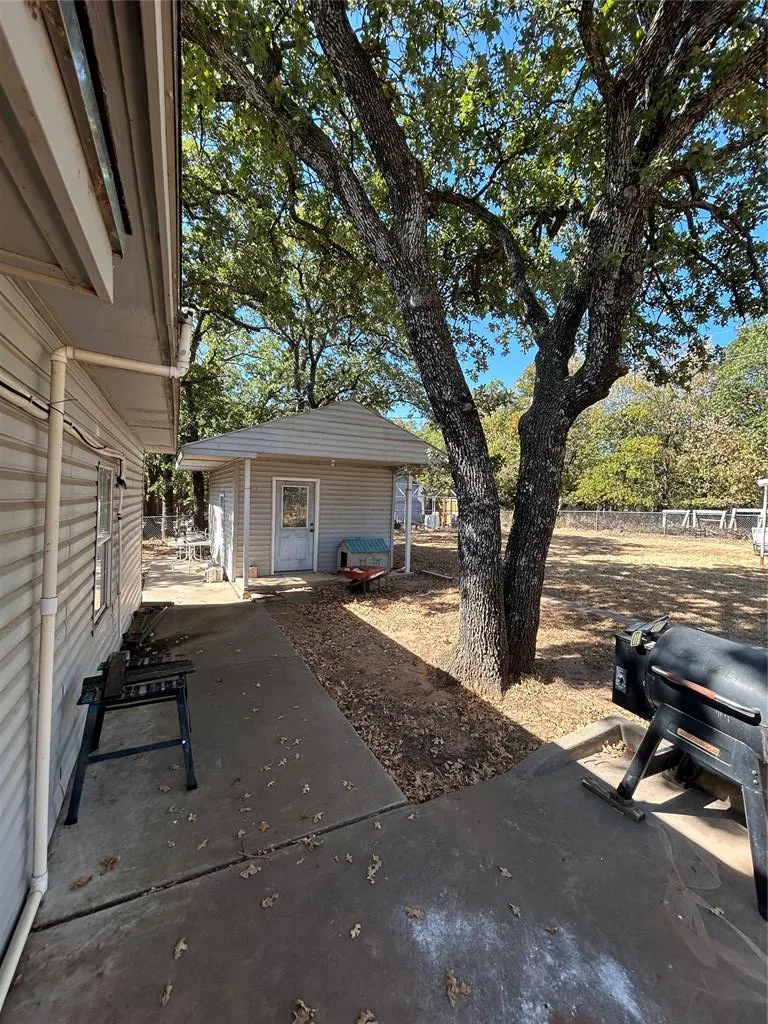 Photo 6 — 7033 N Lake Front Road, Marlow, OK 73055