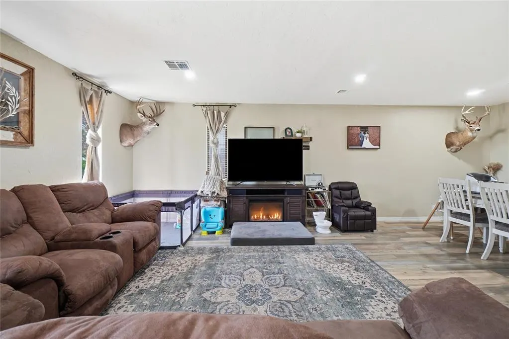Photo 7 — 1206 N Market Street, Cordell, OK 73632