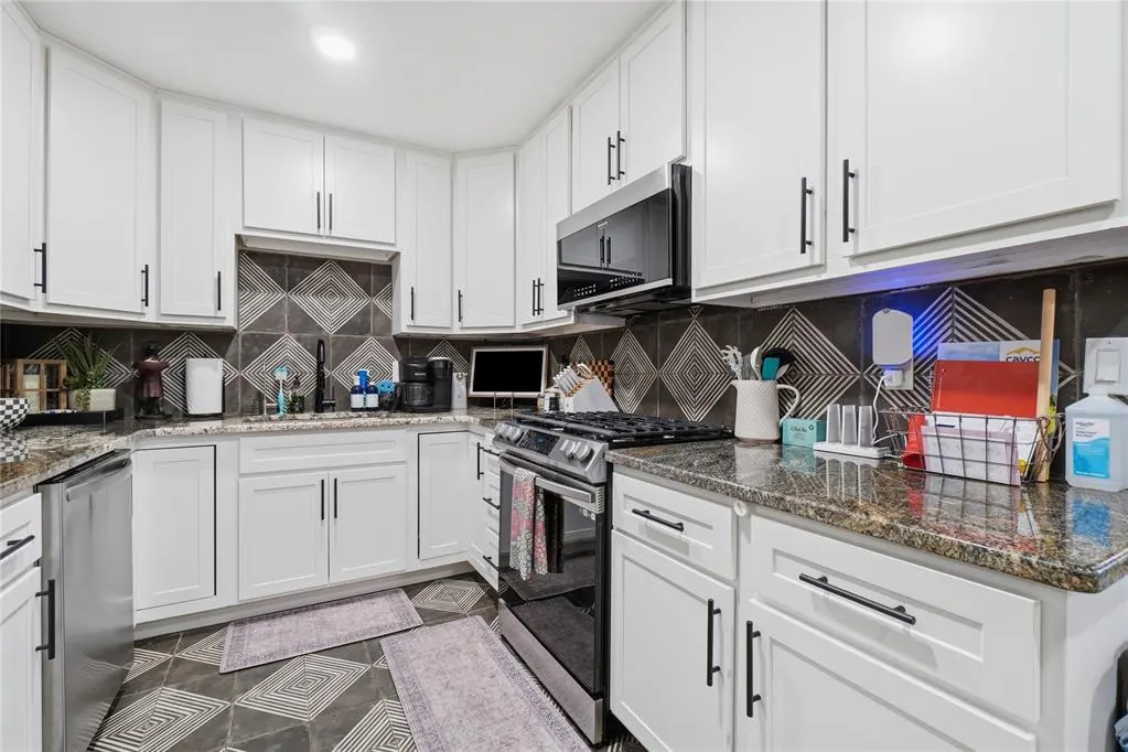 Photo 12 — 1206 N Market Street, Cordell, OK 73632