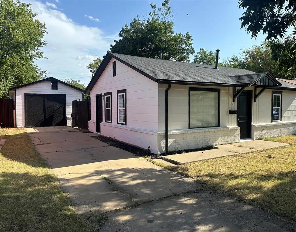 Front exterior — 2625 SW 43rd Street, Oklahoma City, OK 73119