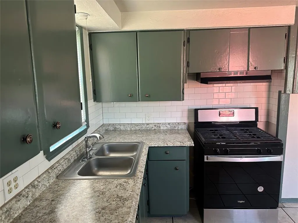 Photo 4 — 2625 SW 43rd Street, Oklahoma City, OK 73119