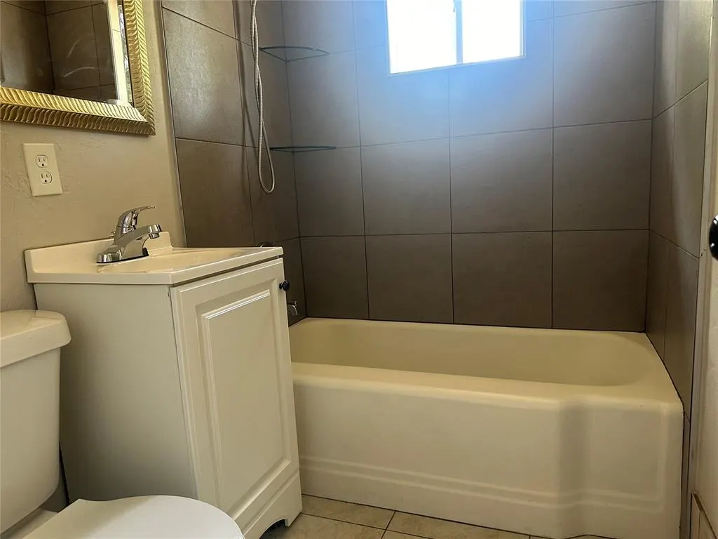 Photo 10 — 2625 SW 43rd Street, Oklahoma City, OK 73119