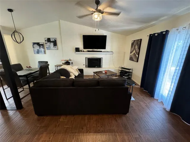Photo 6 — 2120 Bois De Arc Circle, Norman, OK 73071