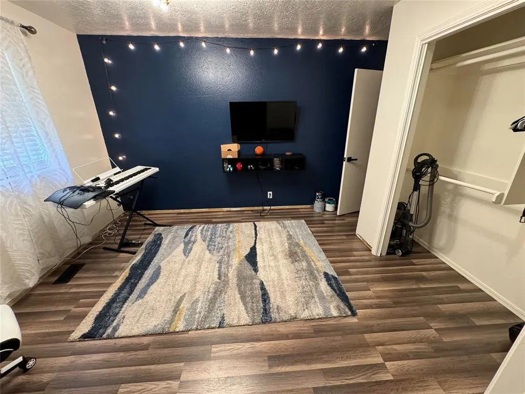 Photo 8 — 2120 Bois De Arc Circle, Norman, OK 73071