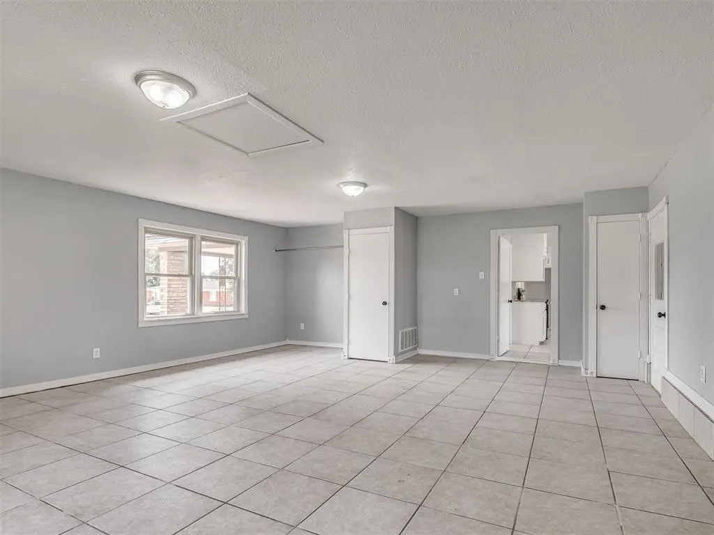 Photo 23 — 657 E Frolich Drive, Midwest City, OK 73110