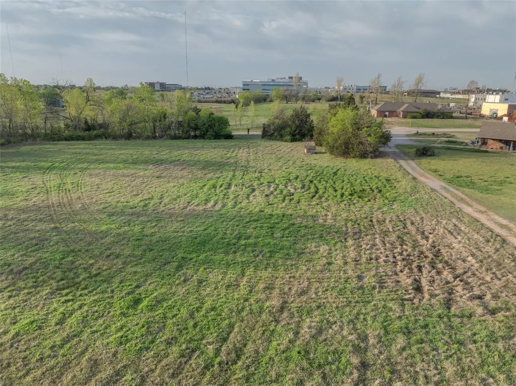 Photo 13 — 1 NE 102nd Street, Oklahoma City, OK 73114