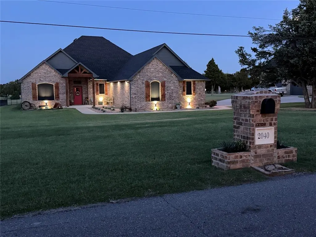 Photo 7 — 2040 S MAY Avenue, Guthrie, OK 73044