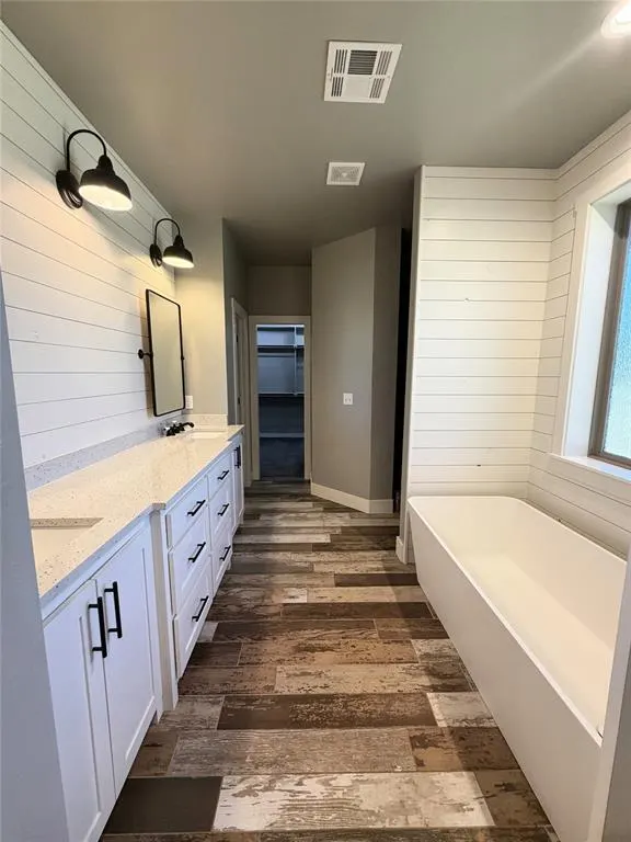 Photo 18 — 2040 S MAY Avenue, Guthrie, OK 73044