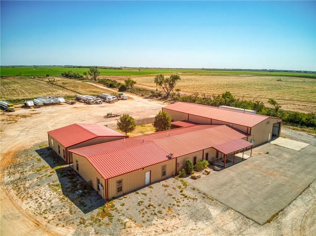 Front exterior — 12020 OK-30 Highway, Erick, OK 73645
