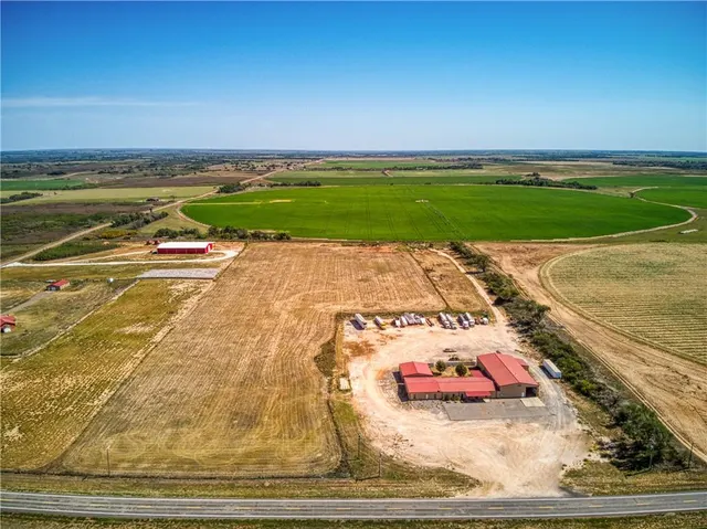 Photo 2 — 12020 OK-30 Highway, Erick, OK 73645