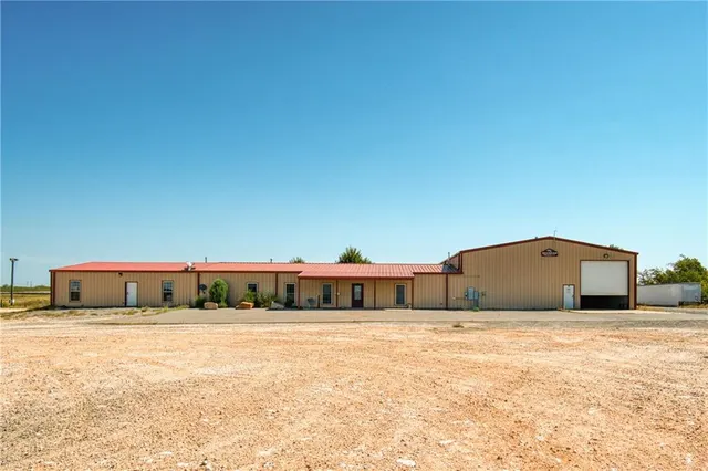 Photo 3 — 12020 OK-30 Highway, Erick, OK 73645