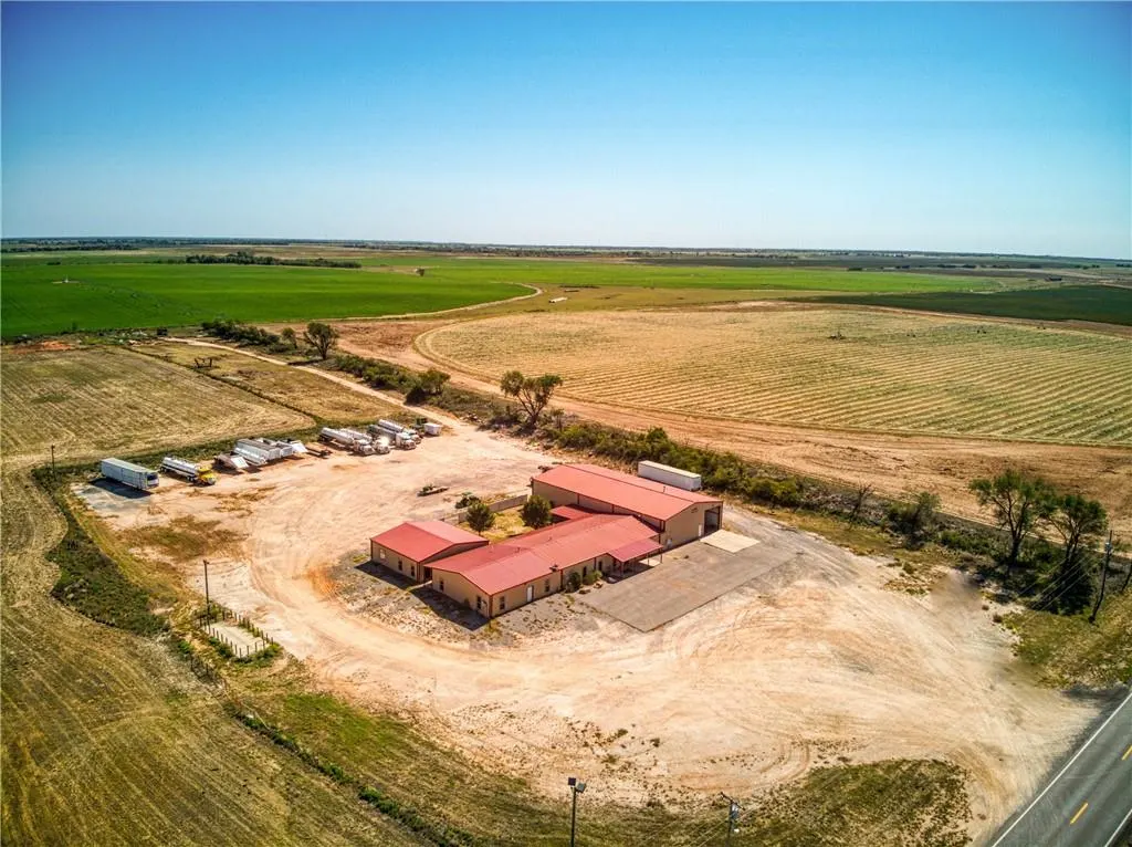 Photo 25 — 12020 OK-30 Highway, Erick, OK 73645