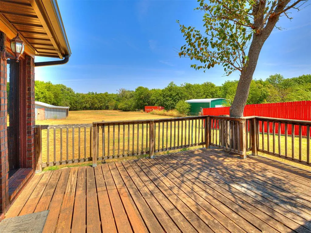 Photo 31 — 245 E Riddle Road, Chickasha, OK 73018