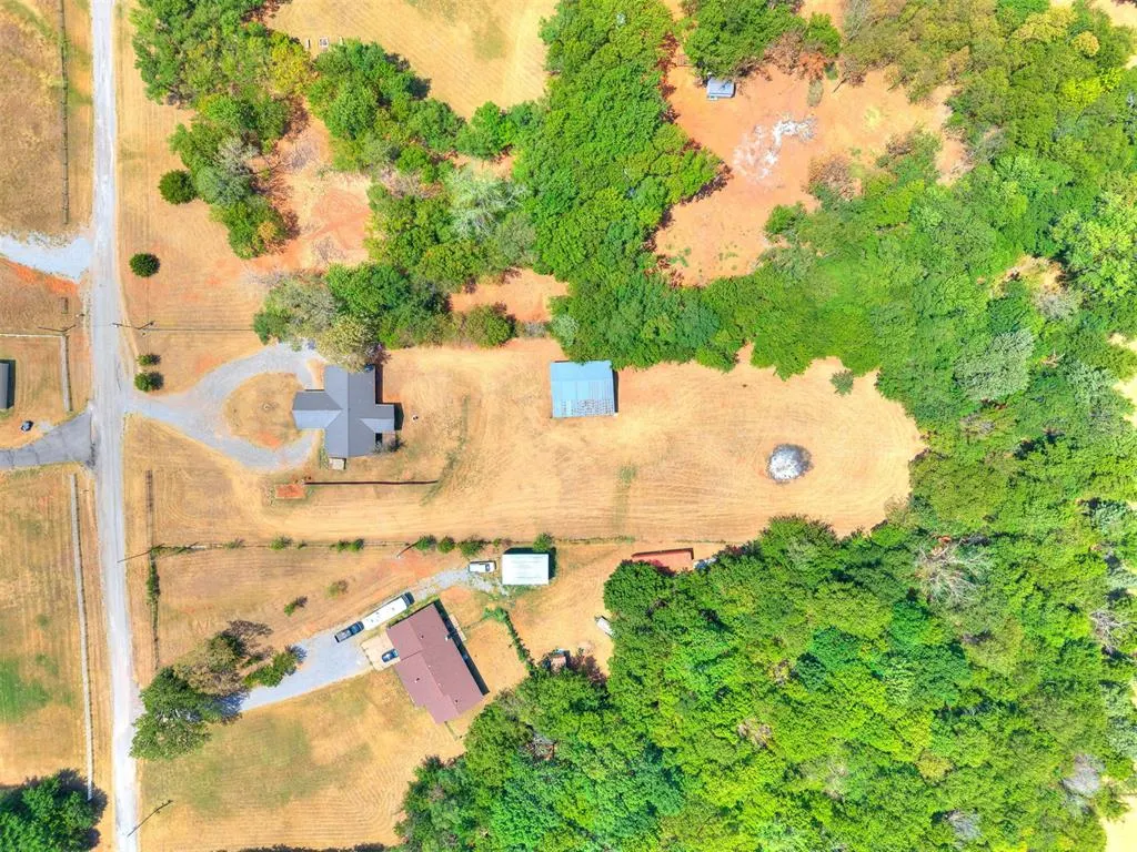 Photo 37 — 245 E Riddle Road, Chickasha, OK 73018