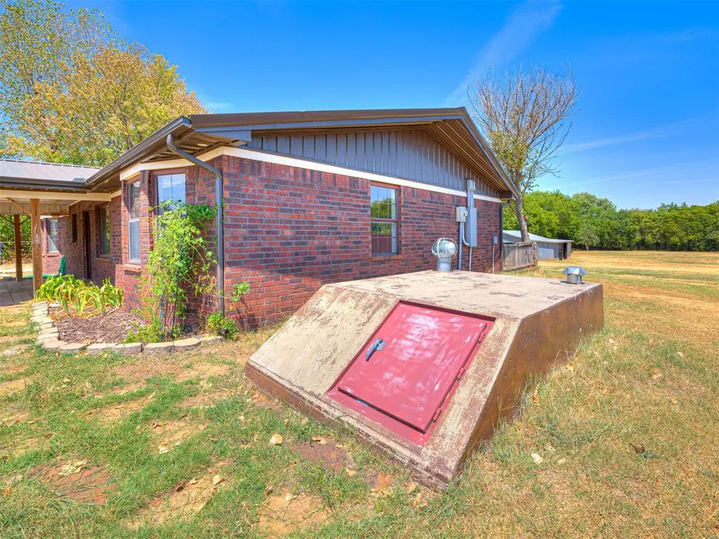 Photo 43 — 245 E Riddle Road, Chickasha, OK 73018