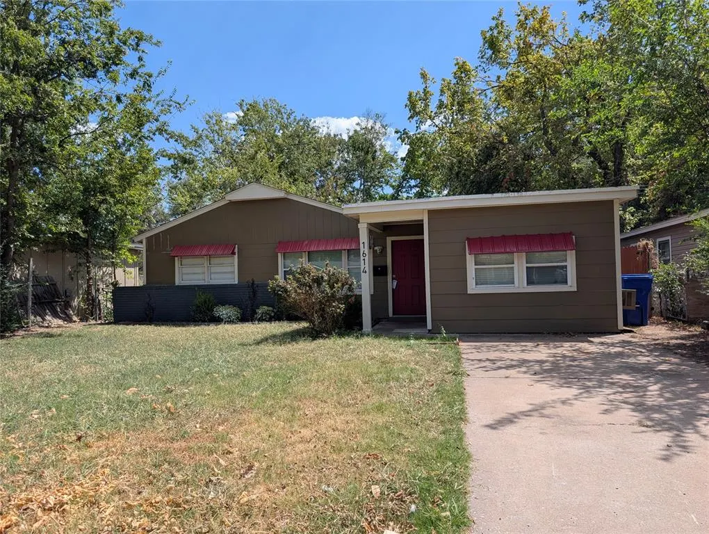Photo 2 — 1614 Iowa Street, Norman, OK 73069