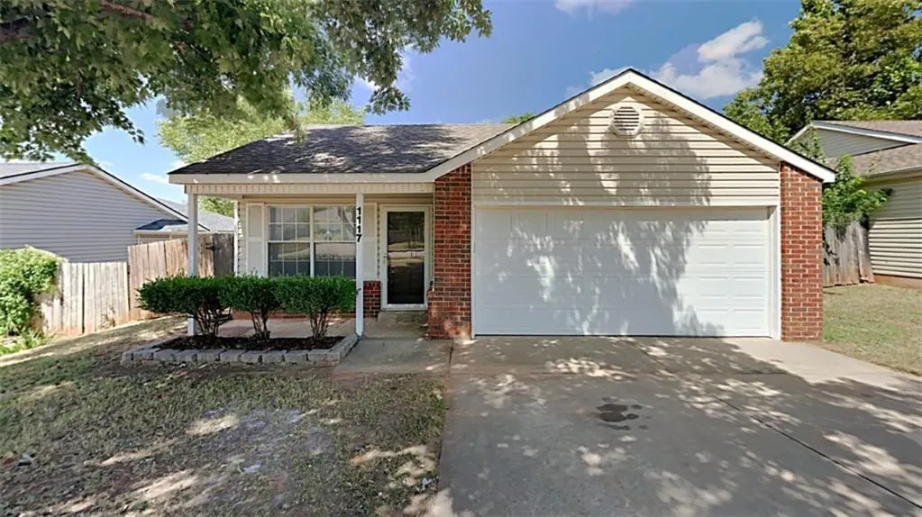 Photo 7 — 1117 Cedarcrest Street, Norman, OK 73071