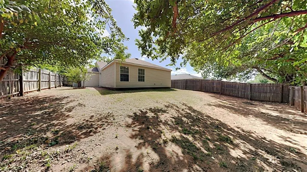 Photo 18 — 1117 Cedarcrest Street, Norman, OK 73071