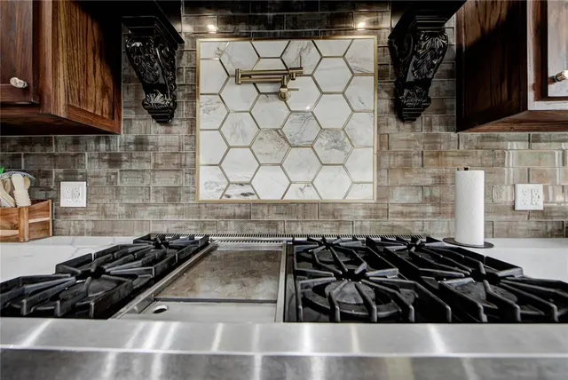 Photo 5 — 9513 S Foxmor Drive, Oklahoma City, OK 73165