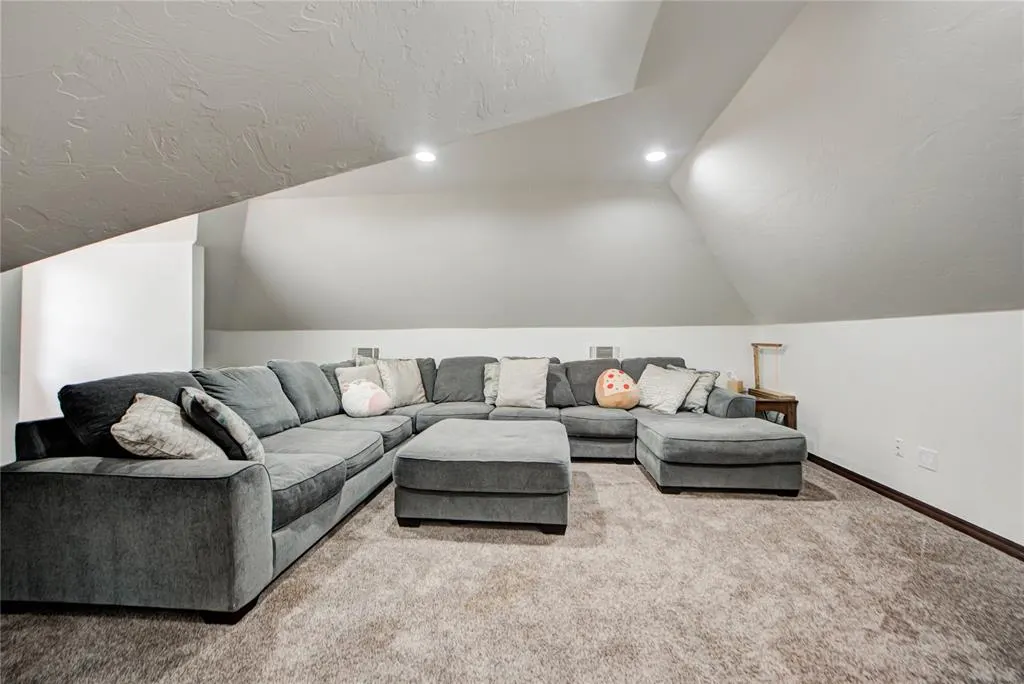 Photo 34 — 9513 S Foxmor Drive, Oklahoma City, OK 73165