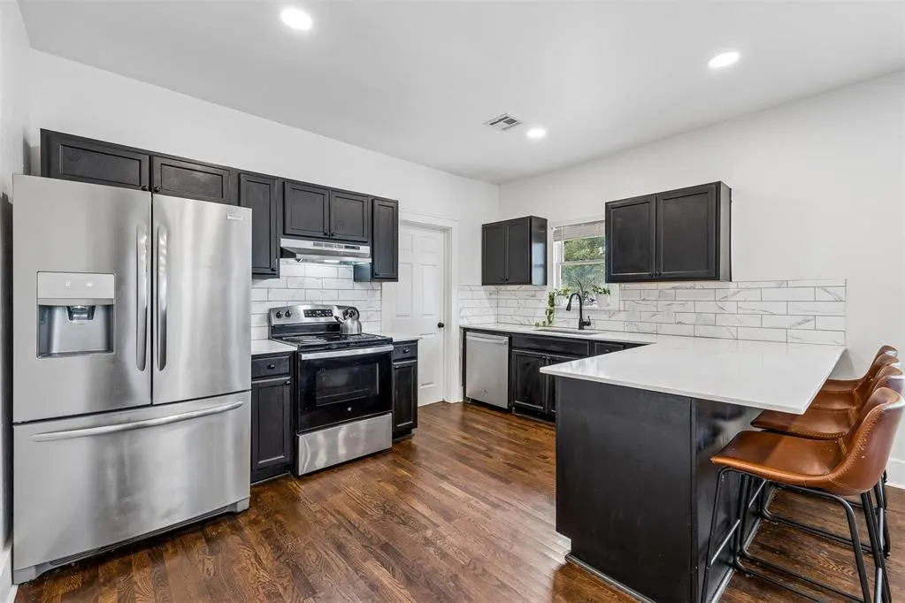 Photo 2 — 1612 W Harrison Avenue, Guthrie, OK 73044