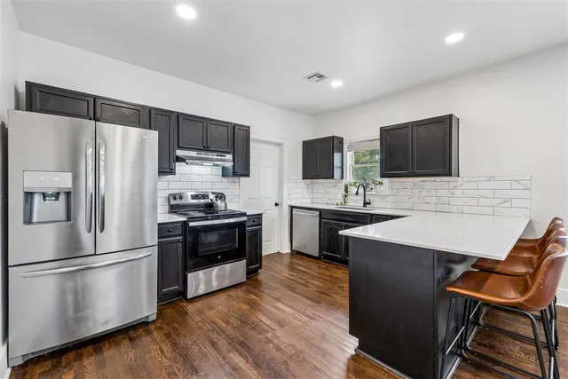 Photo 2 — 1612 W Harrison Avenue, Guthrie, OK 73044