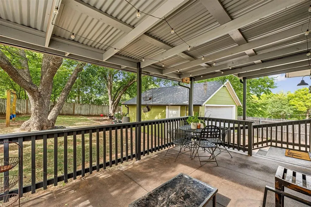 Photo 9 — 1612 W Harrison Avenue, Guthrie, OK 73044