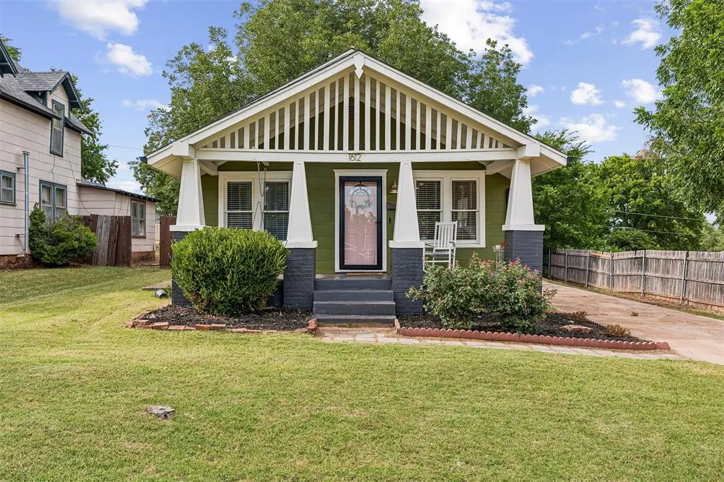 Photo 11 — 1612 W Harrison Avenue, Guthrie, OK 73044