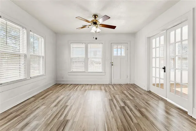 Photo 6 — 322 S 13th Street, Clinton, OK 73601