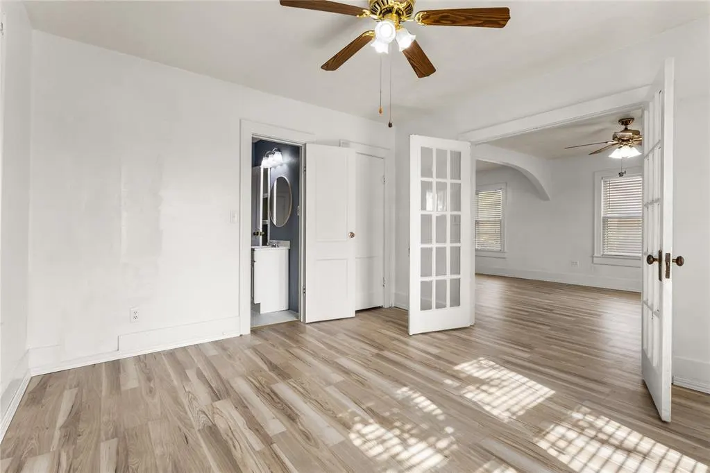 Photo 10 — 322 S 13th Street, Clinton, OK 73601