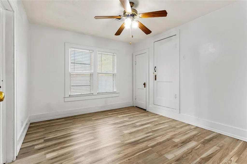 Photo 13 — 322 S 13th Street, Clinton, OK 73601