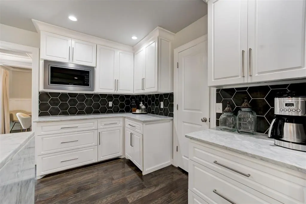 Photo 22 — 11404 Leaning Elm Road, Oklahoma City, OK 73120