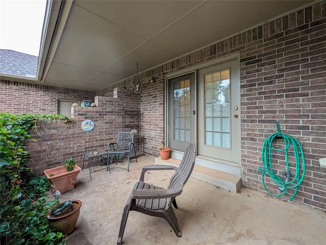 Photo 5 — 1912 NW 159th Place, Edmond, OK 73013