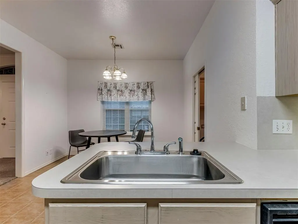 Photo 18 — 1912 NW 159th Place, Edmond, OK 73013