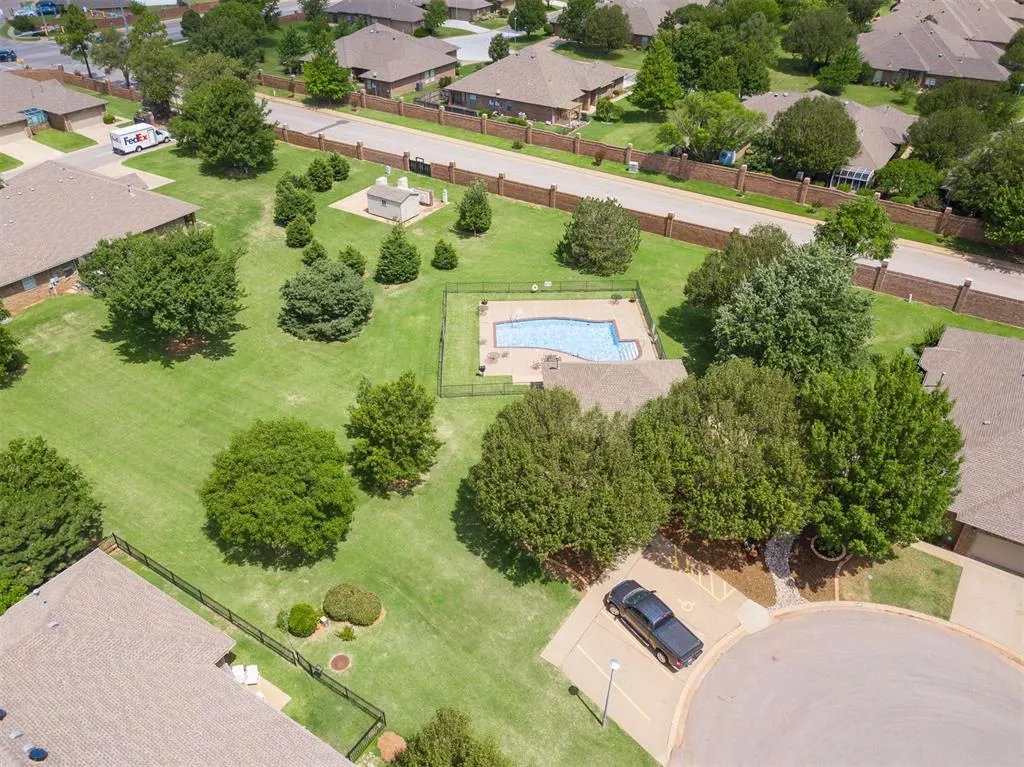Photo 36 — 1912 NW 159th Place, Edmond, OK 73013