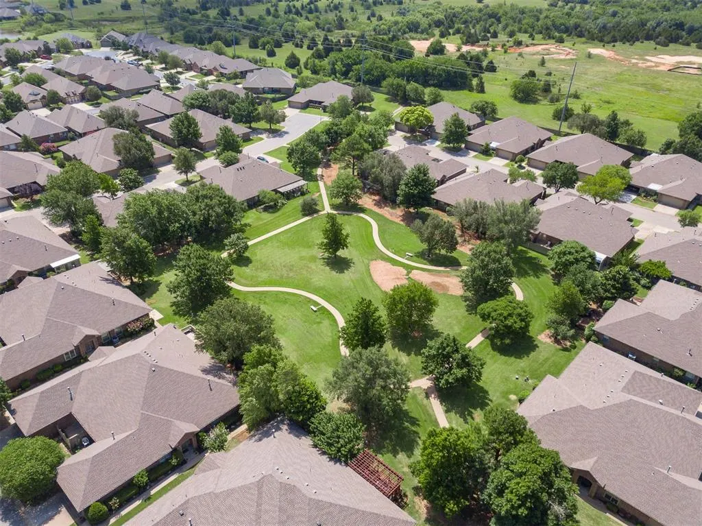 Photo 38 — 1912 NW 159th Place, Edmond, OK 73013