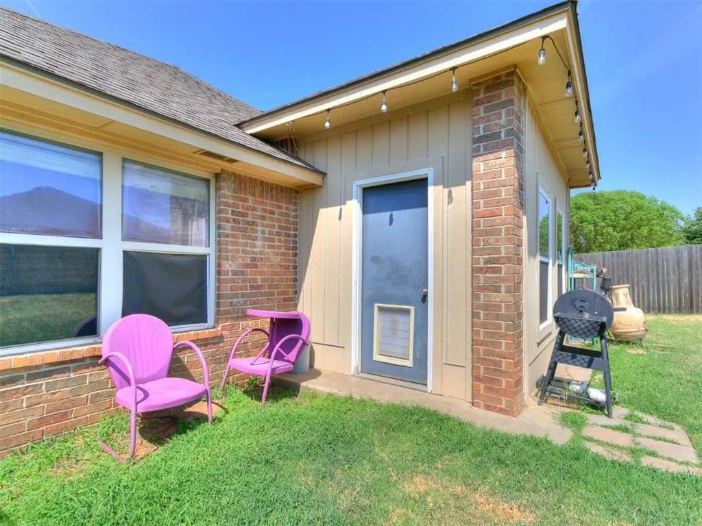 Photo 5 — 18228 Bridlington Drive, Edmond, OK 73012
