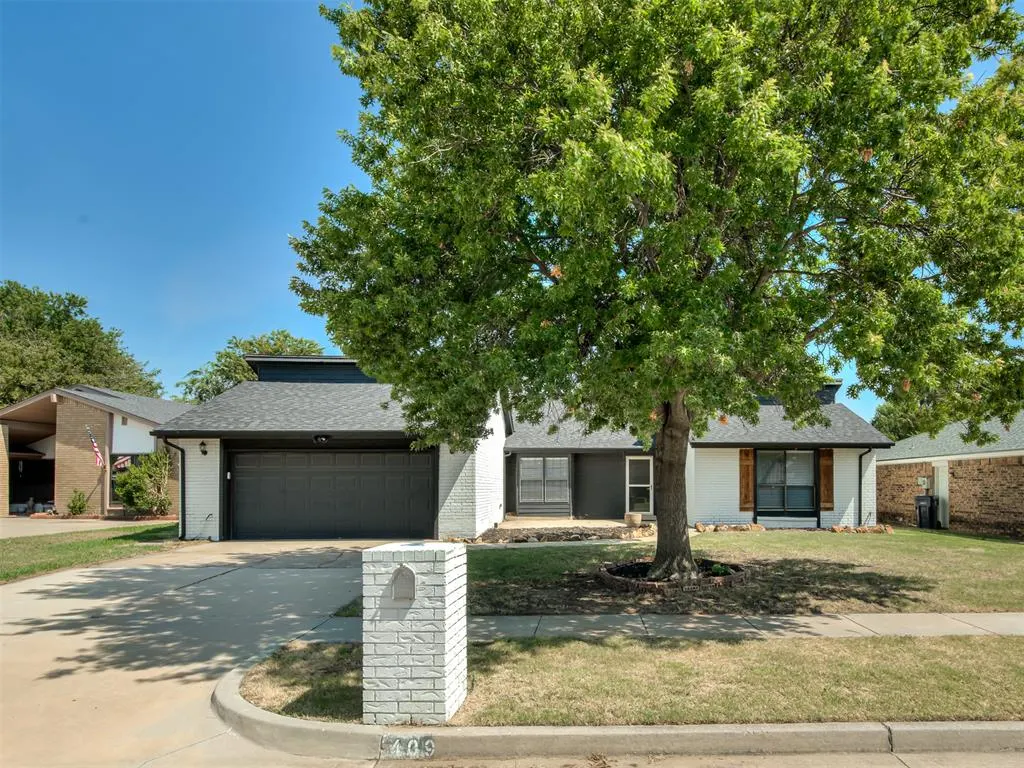 Photo 2 — 7409 NW 103rd Terrace, Oklahoma City, OK 73162