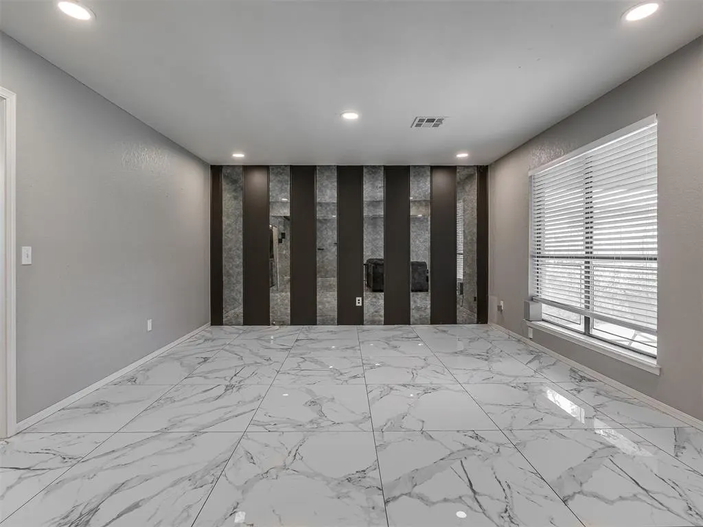 Photo 8 — 7409 NW 103rd Terrace, Oklahoma City, OK 73162