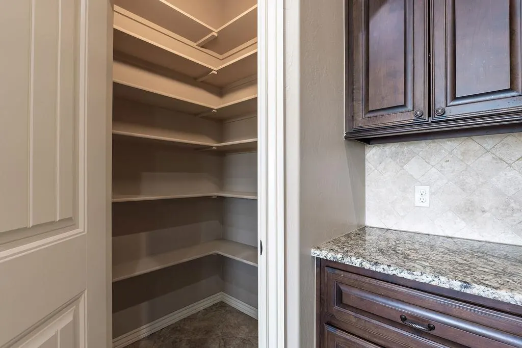 Photo 17 — 19033 Meadows Crossing Drive, Edmond, OK 73012