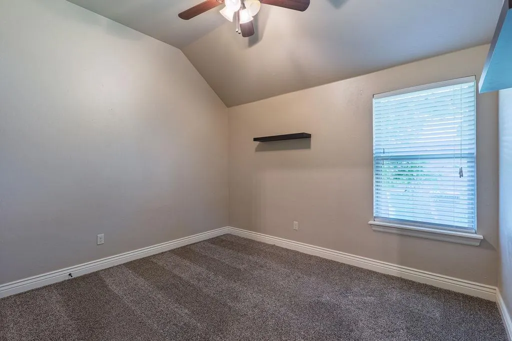 Photo 26 — 19033 Meadows Crossing Drive, Edmond, OK 73012