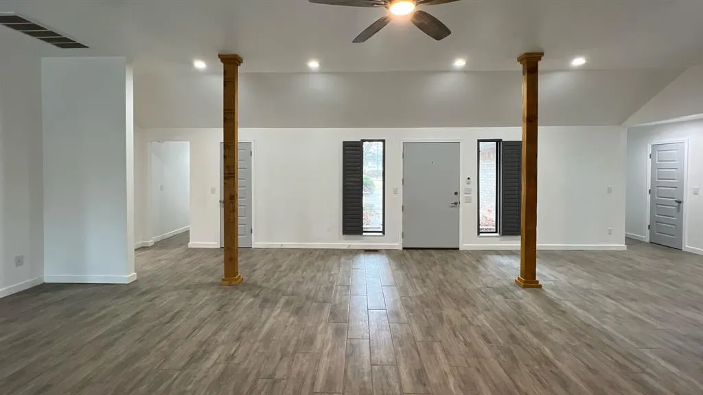 Photo 6 — 12510 Maple Ridge Road, Oklahoma City, OK 73120
